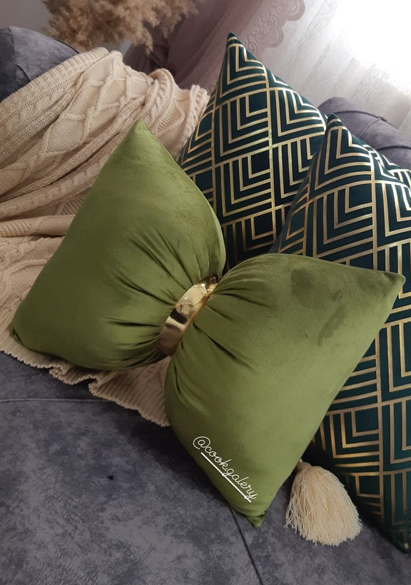 کوسن پاپیون مخمل تک رنگ با تنوع رنگی بالا